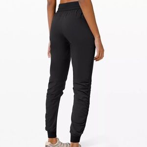 Lululemon Beyond The Studio Jogger